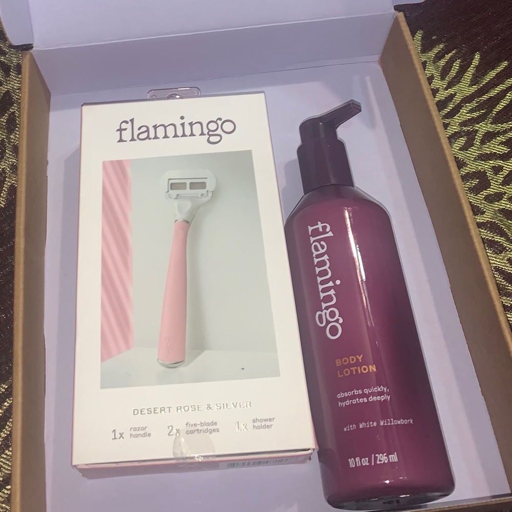 Flamingo shaving kit